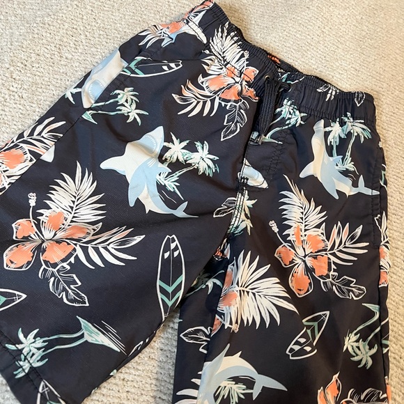 NOT FOR SALE Osh Kosh B’gosh gray tropical boys drawstring elastic swim trunks - Picture 2 of 11